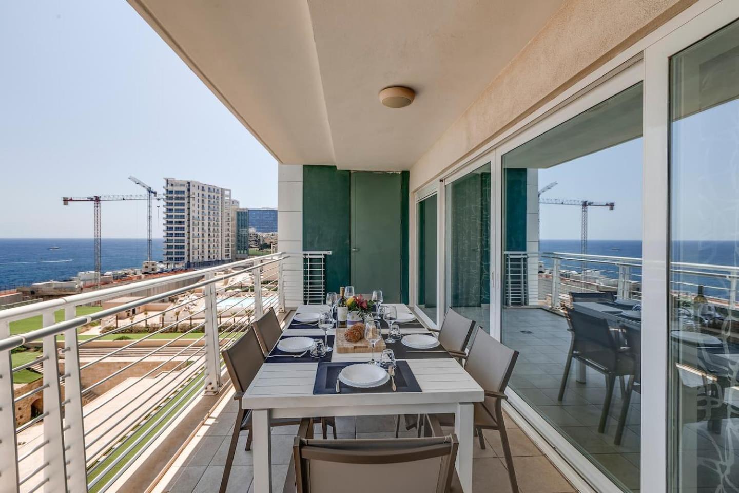 Fort Cambridge Apartments By Homely Sliema Exteriör bild