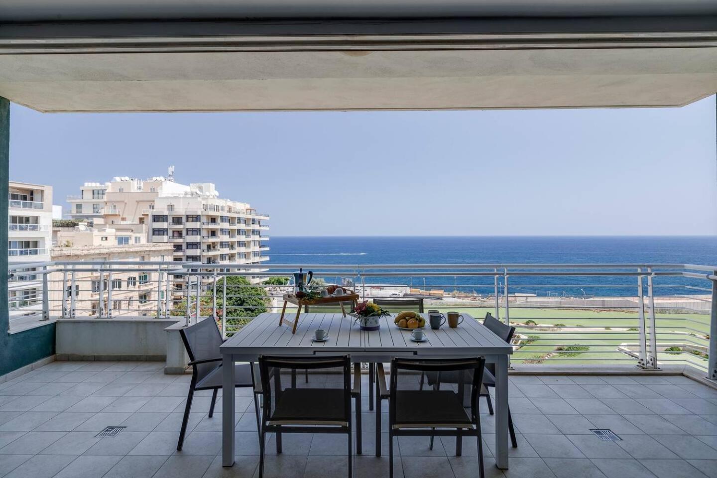 Fort Cambridge Apartments By Homely Sliema Exteriör bild