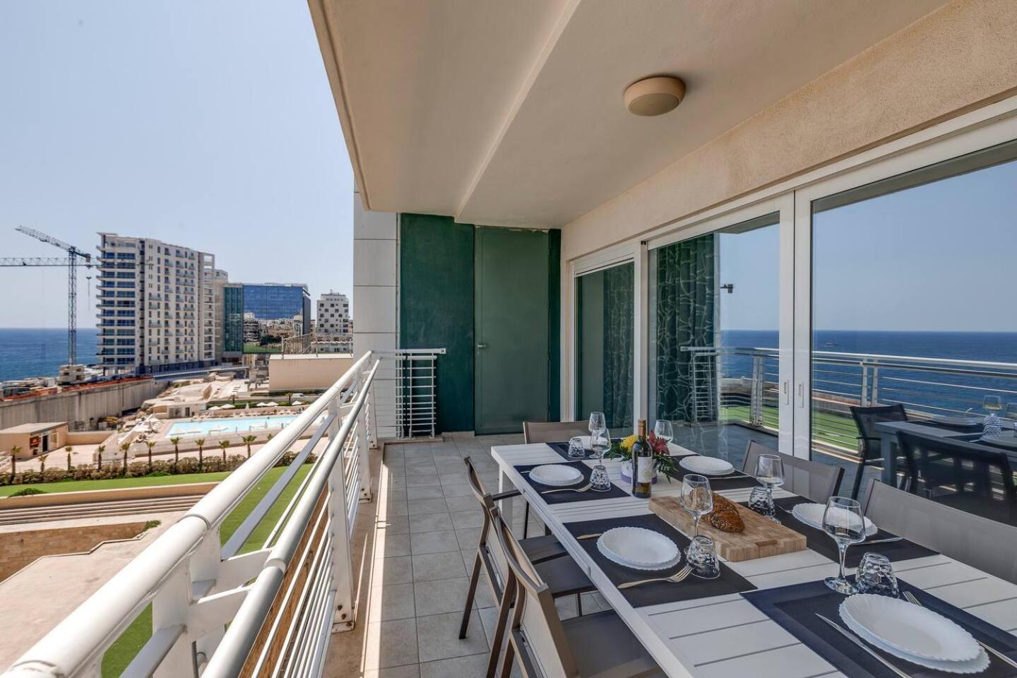 Fort Cambridge Apartments By Homely Sliema Exteriör bild