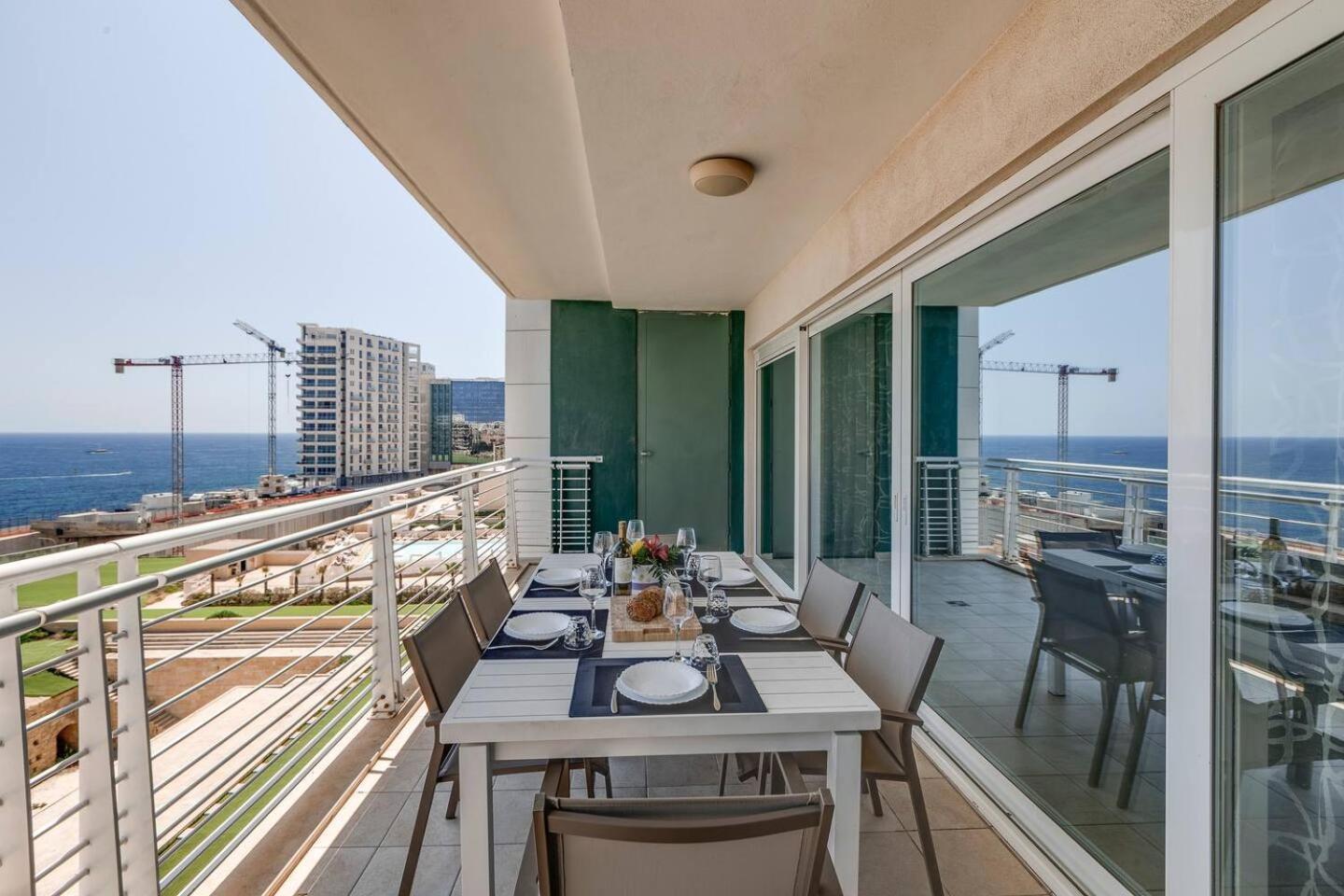 Fort Cambridge Apartments By Homely Sliema Exteriör bild